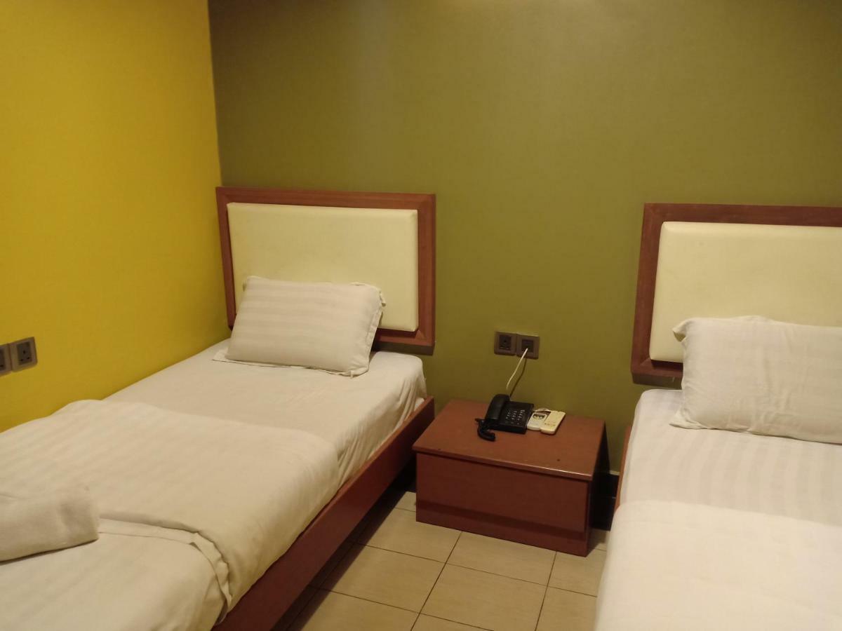 Tc Inn Business Hotel @ Seri Kembangan Dış mekan fotoğraf